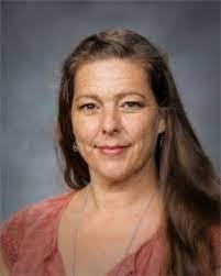 Holly Berdan's Instagram, Twitter & Facebook