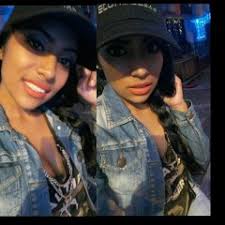 Stream Daniela Ferrer music