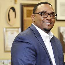 Adrian Hendricks's Instagram, Twitter & Facebook