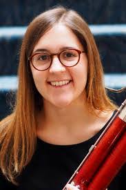 Taylor Lemmons's Instagram, Twitter & Facebook