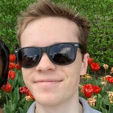 Brooke Willardson's Instagram, Twitter & Facebook