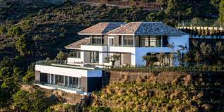 Hier seht ihr ein paar bilder auf dem ronaldos haus zu sehen ist. Die Exklusive Und Luxuriose Ferienvilla Von Cristiano Ronaldo In Spanien Idealista