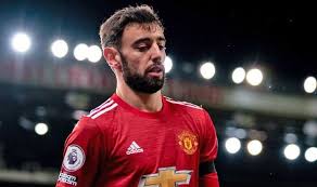 Bruno fernandes had two shots off target, one chance created, six crosses, two tackles and one clearance in saturday's draw at arsenal. Manchester United Star Bruno Fernandes Stalling On New Contract As Worrying Details Emerge Football Sport Express Co Uk