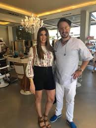 Want to try out a new hair style, cut or colour? H Pio Happy Day Stigmh Ths Stamatinas Tsimtsilh Sta Angelopoulos Hair Braziliankeratin Experts Gossip Tv Gr