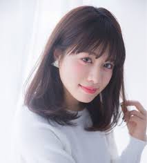 大人女子だからこそ似合うヘアスタイル30代のミディアムヘアは色っぽ