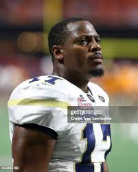 187 Cfa Volunteer Photos & High Res Pictures