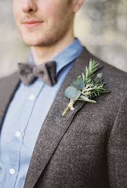 Check out this diy bouquet from fiftyflowers featuring six different types of eucalyptus! 25 Non Floral Boutonnieres For Grooms And Groomsmen Weddingomania