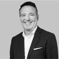 Rich Buckley's Instagram, Twitter & Facebook