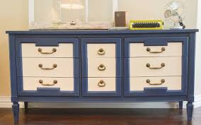 I have found fusion to be more affordable to to produce more durable results, all without the need to finish with wax. Do S Dont S Painting Furniture With Chalk Paint Milk Paint