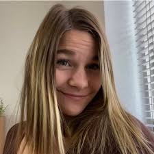 Maddie Scalese (@MaddieScalese)