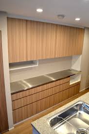 食器棚 サイズ w2458 350 450 h2250 家具本体税抜き価格 488 000 カウンタートップ ステンレスヘアライン 主な仕上げ メラミン化粧板 tjy508k チーク 柾目 金物 スライドレール ソフトクローズレール スライド蝶番 棚受けダボ 耐 キッチンのレイアウト