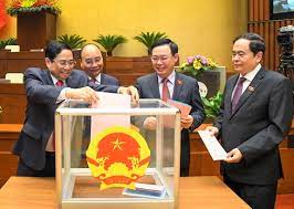 Quan điểm khởi nghiệp và lãnh đạo của tỷ phú trịnh văn quyết. 8r3lor8fyhnlmm