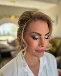 Loved using my @dinairofficial airbrush foundation