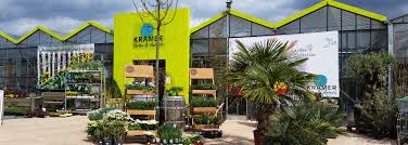 Selbstbedienung und erschwingliche, frische blumen für alle. Kramer Garten Ambiente Garten Ambiente Und Staketenzaun Landlicher Charme Fur Haus Und Garten