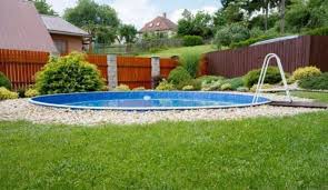 29 1 Comfortable And Beautiful Design Of The Plunge Pools In 2020 Swimming Pool Designs Small Pools Small Swimming Pools