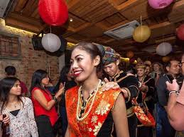 Kaum iban menyambut perayaan yang di kenali sebagai perayaan hari gawai. What You Need To Know About Hari Gawai