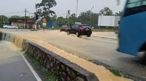 Il propose un service d'étage et une terrasse. Banjir Kilat Melanda Lembah Klang