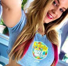 Anabelle Pync | DATING💕SCAMMER