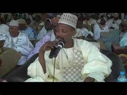 An haifi sheikh sharif ibrahim saleh a ranar asabar, 12 ga watan mayun 1938 a garin aredibe, da ke kusa da dikwa ta jihar borno. Tarihin Sheikh Sharif Ibrahim Saleh Al Husainy His Eminence Sheikh Sharif Ibrahim Saleh Al Hussaini He Was Ancestor Of Dhawu Jazan Clan Foodbloggermania It