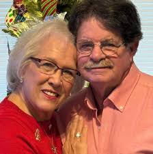 No clue why the Johns' Brothers are splitting. Sad day 😞