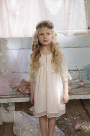 Love Ilovegorgeous Little Bridesmaid S Dresses Flower Girl Dresses Flower Girl Cute Little Girl Hairstyles