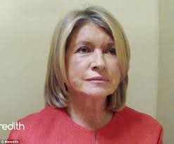 Martha Stewart and Meredith Vieira play 'Stall Talk'
