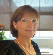 Lowry Receives Carolina Care 'Words and Ways That Work' Award