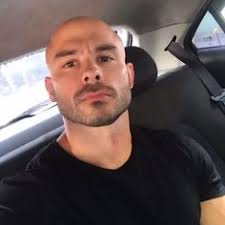 Darwin Farmer (darwinfarmer)