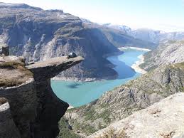 You should have no problems getting to everything from pulpit rock (preikestolen) with a 604 meter drop, to the more challenging trolltunga hike. Preikestolen Near Trolltunga Mapio Net