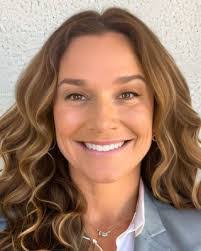 Samantha Severn's Instagram, Twitter & Facebook