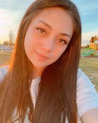 Banyak cerita dari celine selama hamil anak ketiga nih, ma! Pulang Kampung Ke Italia Ini 10 Potret Manis Celine Evangelista