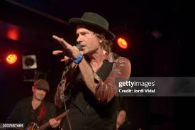 17 Photos & High Res Pictures