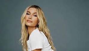 The classiness that is brought about by applying different colors to your hair is fascinating and totally loving to several women who are likely to try out new hairstyles. Hailey Bieber Comments On Ariana Grande S New Album Positions
