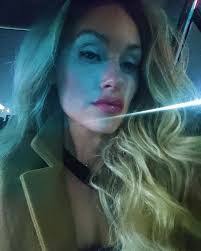 Roxanne Soto's Instagram, Twitter & Facebook