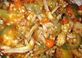 Ditumis sampai meresap langsung bisa disajikan. Langkah Mengolah Tumis Terong Bulat Hijau Teri Bumbu Pedas Praktis