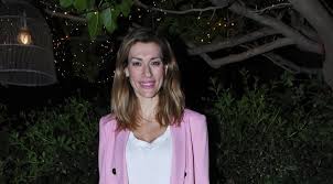 Η ζέτα δούκα και ο μιχάλης χατζαντωνάς είναι ένα από τα πιο αγαπημένα ζευγάρια της ελληνικής showbiz. Zeta Doyka Syzygos Archives Fay S Book