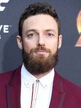 Um Lobo em Pele de Cordeiro : Elenco, atores, equipa técnica, produção