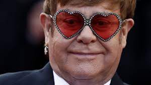 Sie sind das klassischste unter allen understatements, denn mit wenig substanz kann ganz viel stil bewiesen werden. Barenstark Bares Fur Rares Waldi Von Brille Begeistert Promiflash De