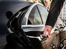 Car dealership in houilles, france. Hire A Luxury Car Or Limousine Service In Europe With Elite Rent A Car