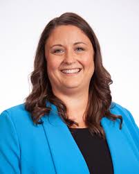 Sarah Waddle's Instagram, Twitter & Facebook