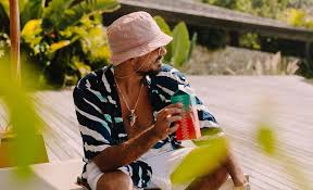 See more of capital bra on facebook. Bratee Nach Pizza Und Tabak Bringt Capital Bra Jetzt Einen Eistee Raus