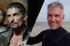 Cliff Simon, ator de 'Stargate', morre aos 58 anos em acidente de kitesurf 
