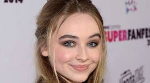 22, sabrina carpenter dropped her new song skin, which may add more details to the rumored love triangle between herself, olivia rodrigo and joshua bassett. Sabrina Carpenter Height Weight Age Boyfriend Facts Biography