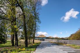 As Speyside Is A Designated Area Of Great Landscape Value The Distillery Had To Be Sensitive To Its Enviro British Architecture Distillery Scottish Countryside