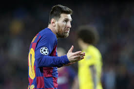 Месси дебютировал за основную команду «барселоны» в 2004 году. Messi Dumaet Ostatsya V Barselone Eshyo Na God