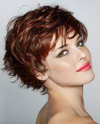 Short Wavy Hair And A Heart Shaped Face Google Search Short Hair Styles Short Layered Haircuts Short Thin Hair