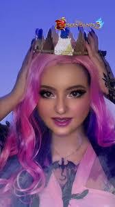 Audrey Jay's Instagram, Twitter & Facebook