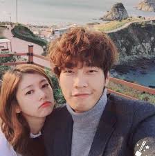 Syuting Terakhir 'D-Day', Jung So Min dan Kim Young Kwang Selfie Sedih  Bareng
