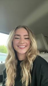 Ashley Ashbaugh's Instagram, Twitter & Facebook