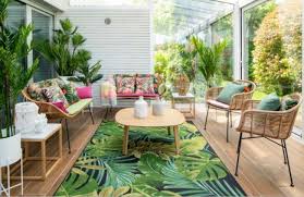 60 ideas originales de piscinas en diferente tamaño y forma. Disfruta Del Buen Tiempo Trucos E Ideas Para Decorar La Terraza De Casa Idealista News